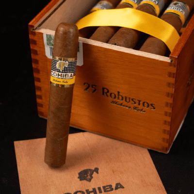 Cohiba Robustos (25'li Kutu)