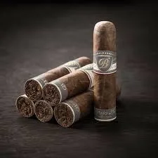 Premium Balmoral Añejo Xo Gordito 20’li Kısa Puro Satın Al - Puro Gurmesi Güvencesiyle