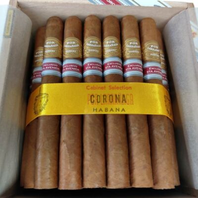 Por Larrañaga Petit Coronas (50’lik Ahşap Kutu)- 0 El Yapımı Küba Purosu